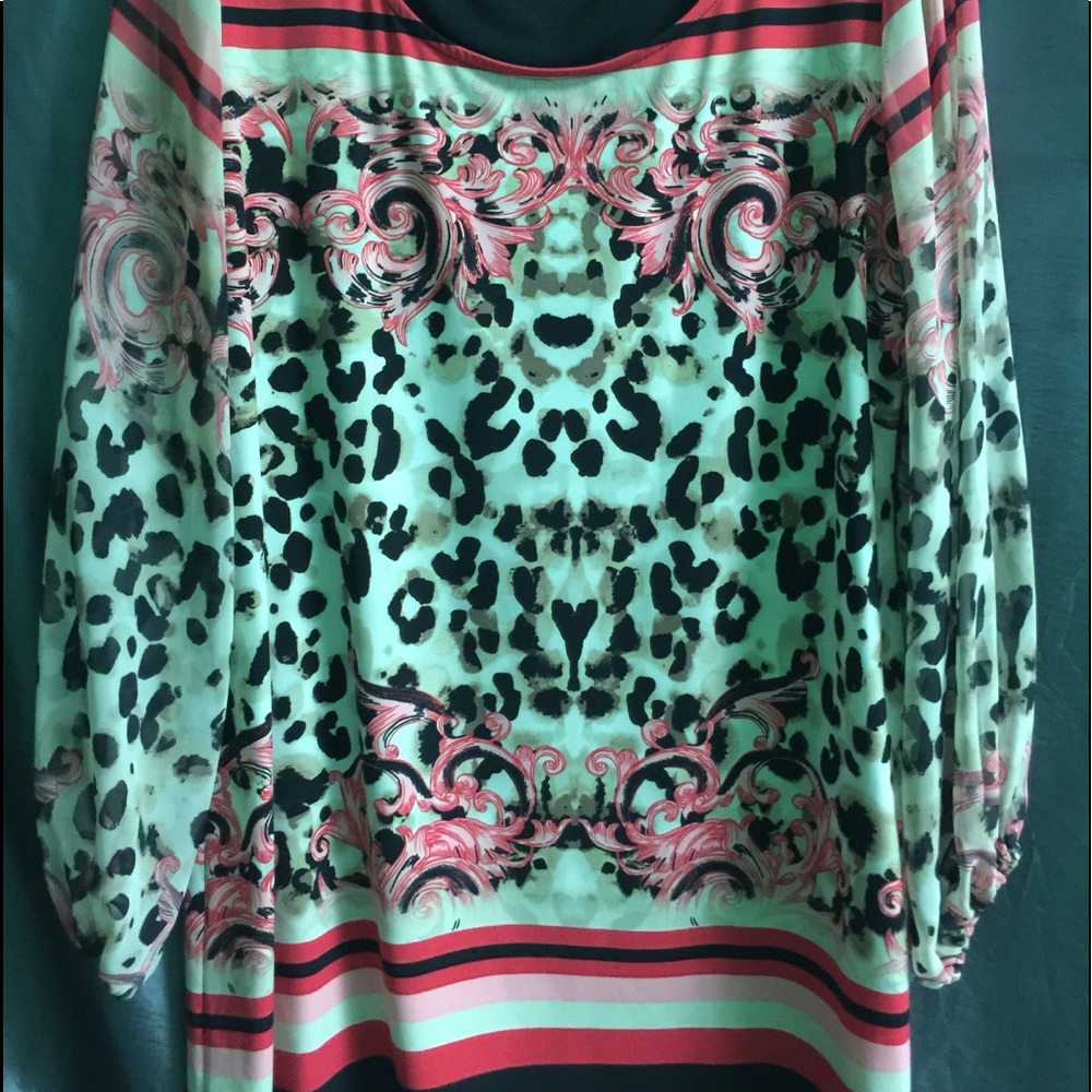 💗🖤💗Beautiful printed Tunic or Dress